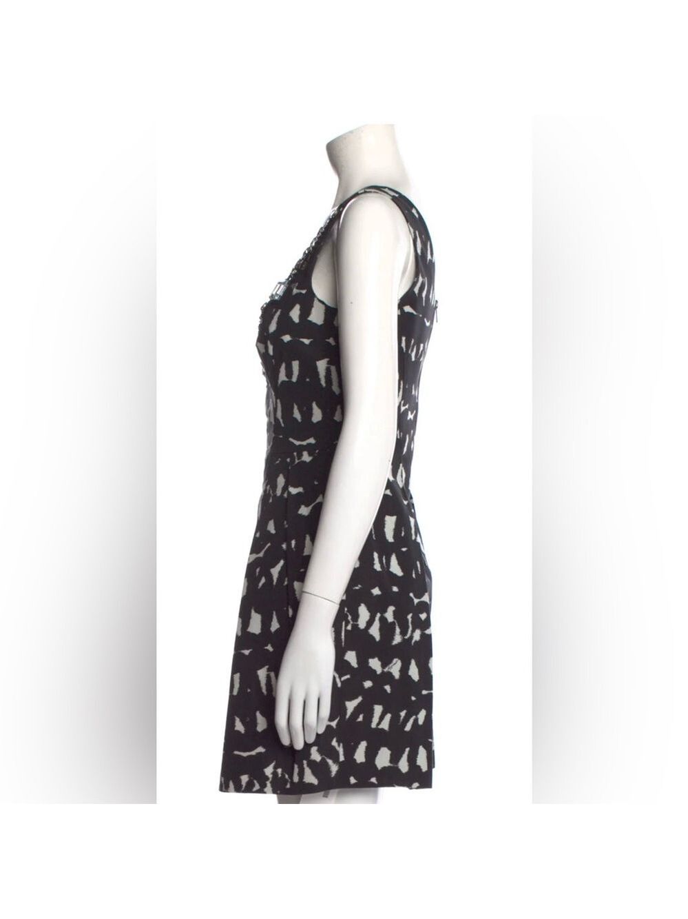 Milly of New York Beaded & Chrystal Embellished B & W Sleeveless Mini Dress - Picture 2 of 9